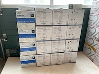 Nitrile onderzoekshandschoenen poedervrij (l) intco/24medical (16x) - afbeelding 1 van  11