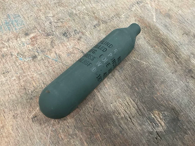 Nitrogeen cylinder (200x) - afbeelding 2 van  4