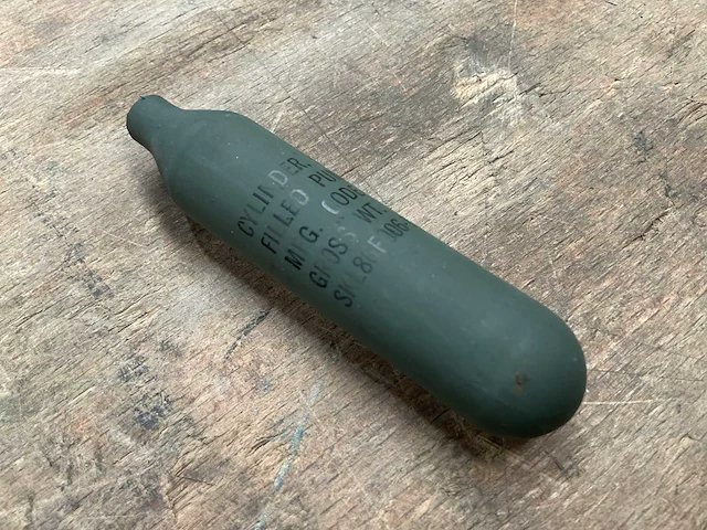 Nitrogeen cylinder (300x) - afbeelding 1 van  4
