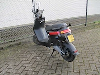 Niu - e-bromscooter - mqi+ sport - e-scooter - afbeelding 2 van  13