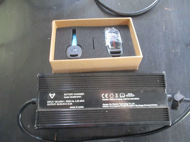 Niu - e-bromscooter - mqi+ sport - e-scooter - afbeelding 5 van  13