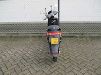 Niu - e-bromscooter - mqi+ sport - e-scooter - afbeelding 12 van  13