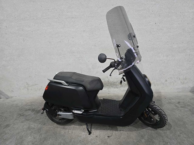 Niu - elektrische bromscooter - n1s - 45km uitvoering dtb07n - afbeelding 2 van  9