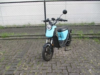 Niu - elektrische snorscooter - xpro u - e-scooter - afbeelding 4 van  11