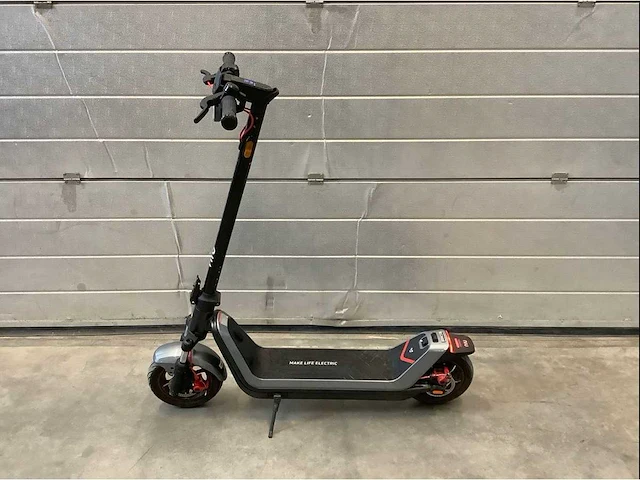 Niu - kqi 300x - elektrische step - afbeelding 2 van  7