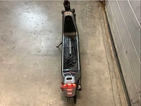 Niu - kqi 300x - elektrische step - afbeelding 4 van  7