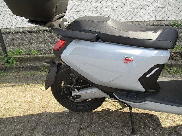 Niu - mqi gt - elektrische bromscooter - e-scooter - afbeelding 3 van  18