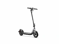 Niu elektrische step kqiair 700 w carbon zwart - afbeelding 2 van  4
