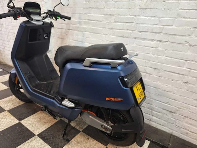Niu n1s 45 km elektrische bromscooter - afbeelding 3 van  9
