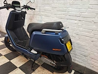 Niu n1s 45 km elektrische bromscooter - afbeelding 3 van  9
