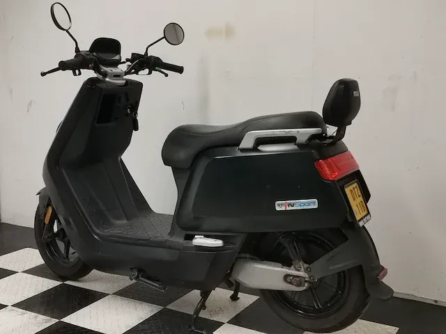 Niu n1s 45km elektrische bromscooter - afbeelding 3 van  8