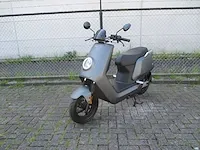 Niu nqi - sport - electrische bromscooter - e-scooter - afbeelding 7 van  14