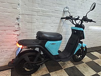 Niu pro b3 elektrische snorscooter - afbeelding 5 van  8