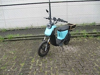 Niu xpro u alleen voor onderdelen - e- snorscooter - e-scooter - afbeelding 4 van  11