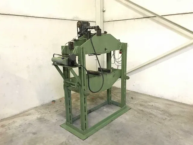 Nn - 25 - hydraulic presses - afbeelding 2 van  8
