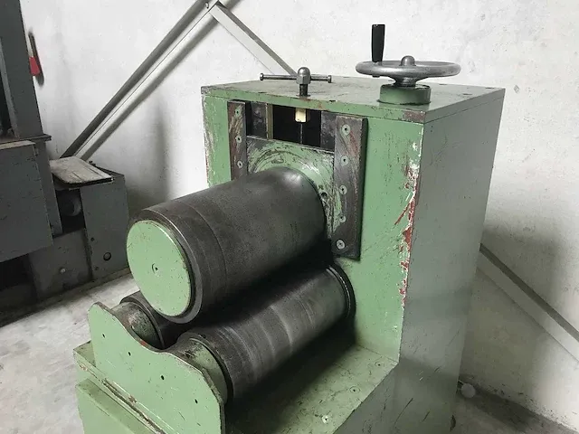 Nn - 350 x 8 - rolbuigmachines - afbeelding 3 van  6