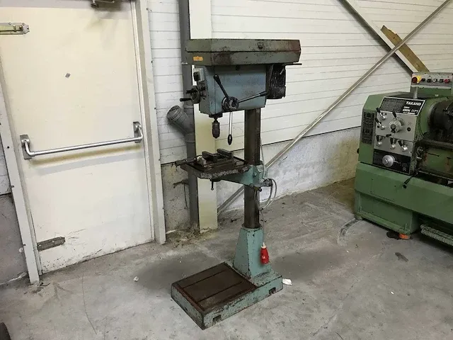 Nn - 40 - pillar drills - afbeelding 1 van  6