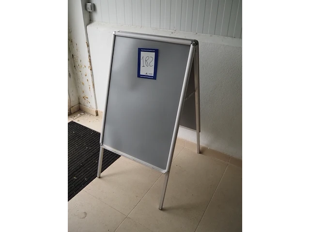 Nn advertising board - afbeelding 1 van  2