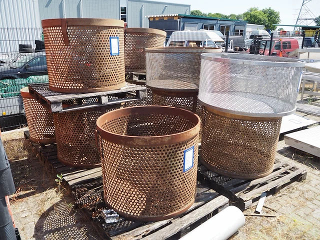 Nn autoclave baskets - afbeelding 1 van  7