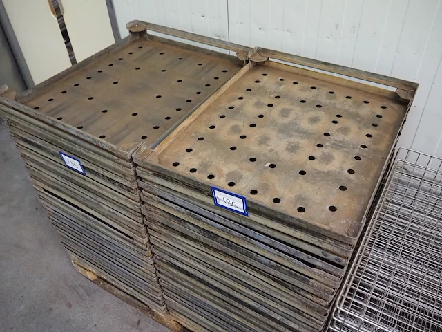 Nn autoclave trays - afbeelding 4 van  4