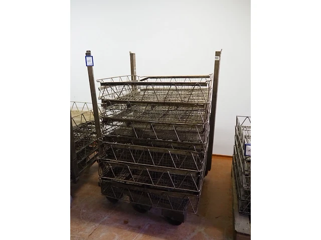 Nn autoclave trolleys - afbeelding 11 van  12