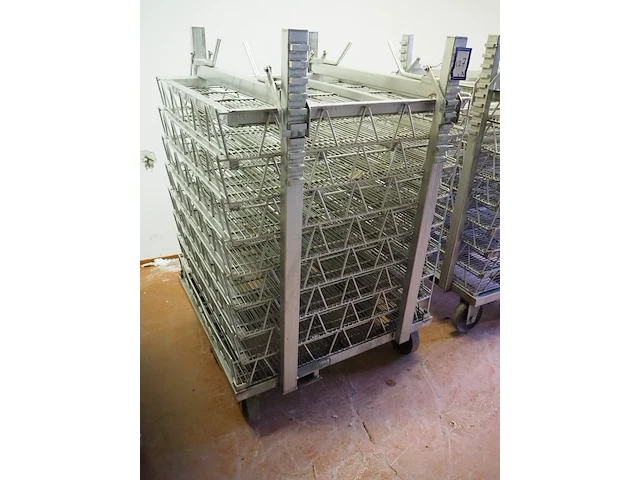 Nn autoclave trolleys - afbeelding 13 van  13