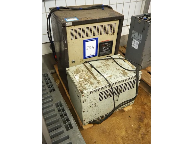 Nn battery charger - afbeelding 2 van  5