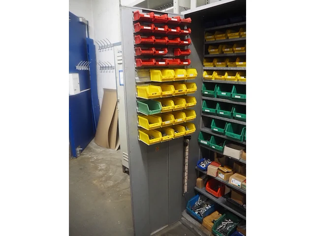 Nn bolts and nuts - afbeelding 10 van  15