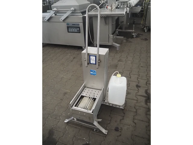 Nn boot cleaning station - afbeelding 1 van  8