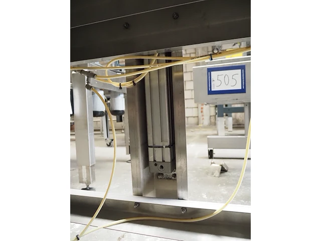 Nn box closing machine - afbeelding 3 van  13