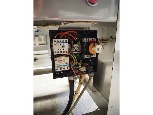 Nn box closing machine - afbeelding 12 van  13