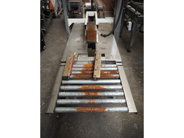Nn box closing machine - afbeelding 13 van  13