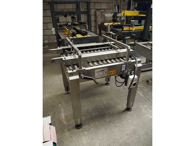 Nn box closing machine - afbeelding 1 van  12
