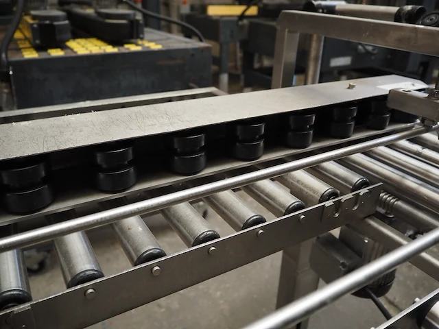 Nn box closing machine - afbeelding 10 van  12