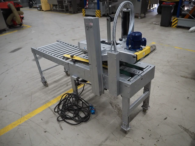 Nn box closing machine - afbeelding 3 van  9