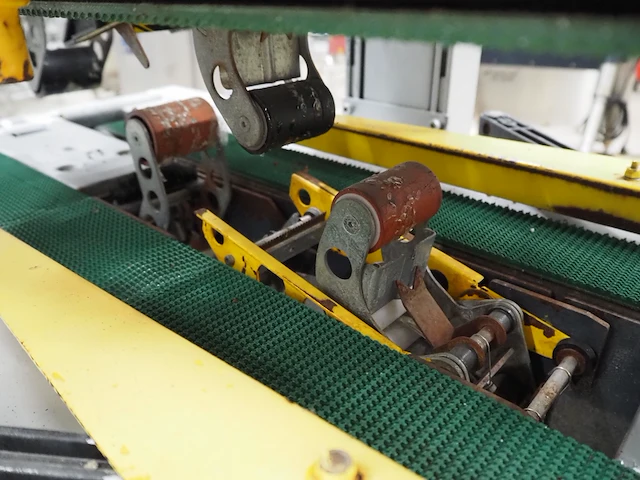 Nn box closing machine - afbeelding 7 van  9