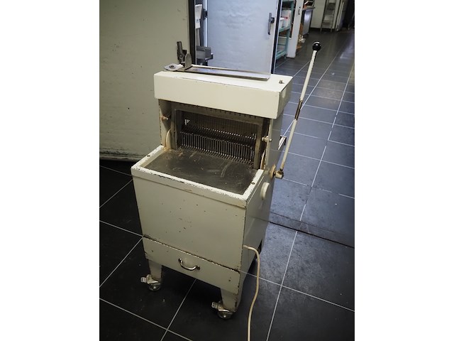 Nn bread slicer - afbeelding 6 van  11