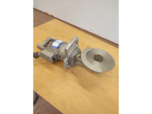 Nn breaking saw - afbeelding 1 van  9