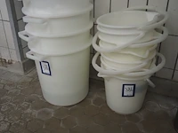 Nn buckets - afbeelding 1 van  2