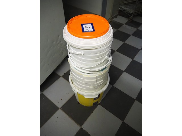 Nn buckets - afbeelding 1 van  2