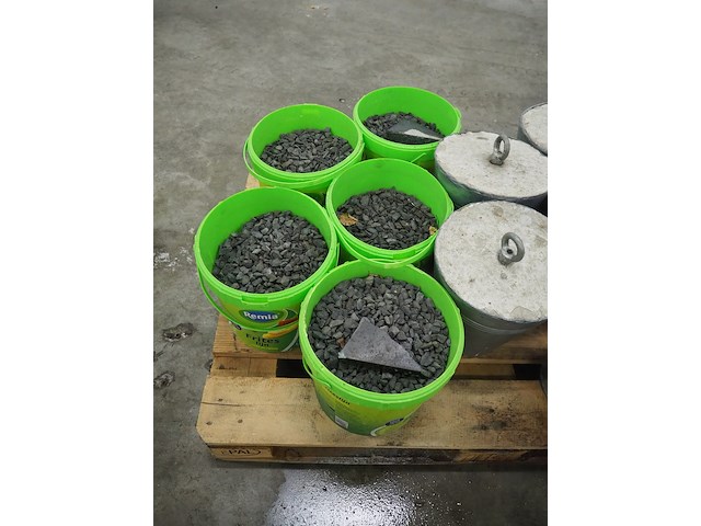 Nn buckets - afbeelding 3 van  3