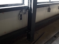 Nn building with roller door - afbeelding 6 van  20