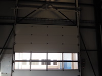 Nn building with roller door - afbeelding 13 van  20