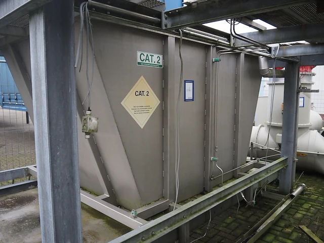 Nn bunker with platform - afbeelding 1 van  8