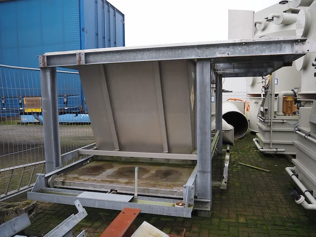 Nn bunker with platform - afbeelding 3 van  8