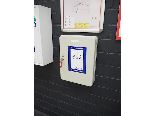 Nn cabinet - afbeelding 1 van  3