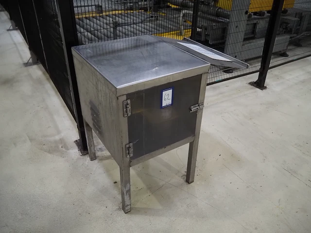 Nn cabinet - afbeelding 1 van  3