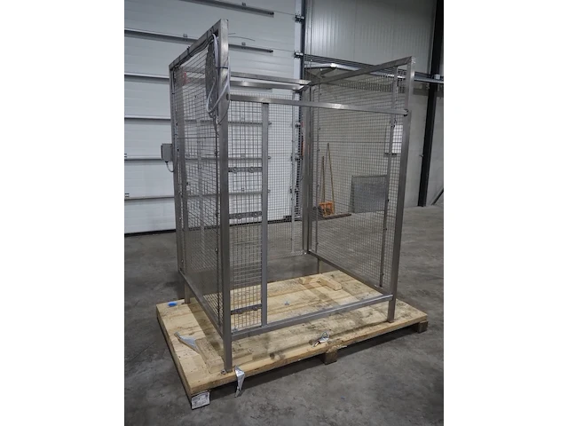 Nn cage - afbeelding 4 van  8