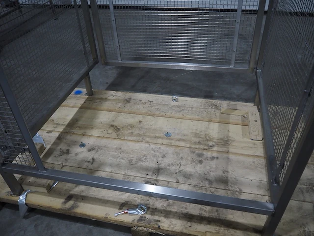 Nn cage - afbeelding 5 van  8