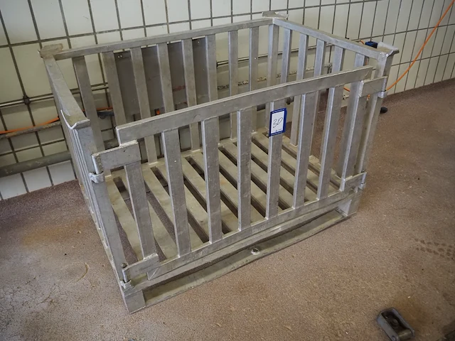 Nn cage - afbeelding 2 van  4